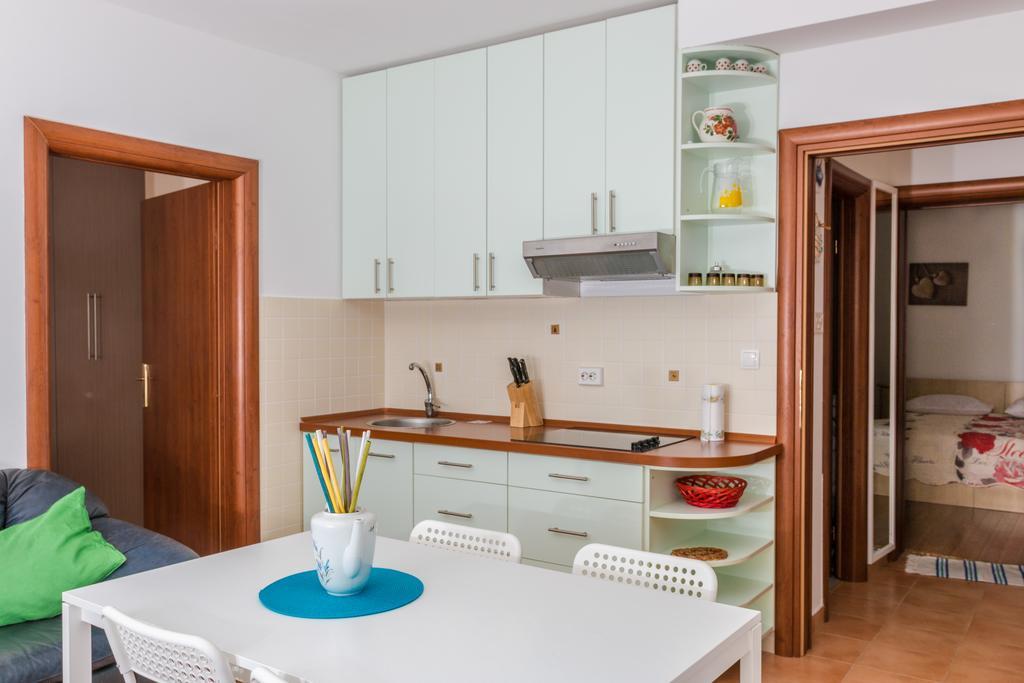 Apartments Seka Novi Vinodolski Exterior foto